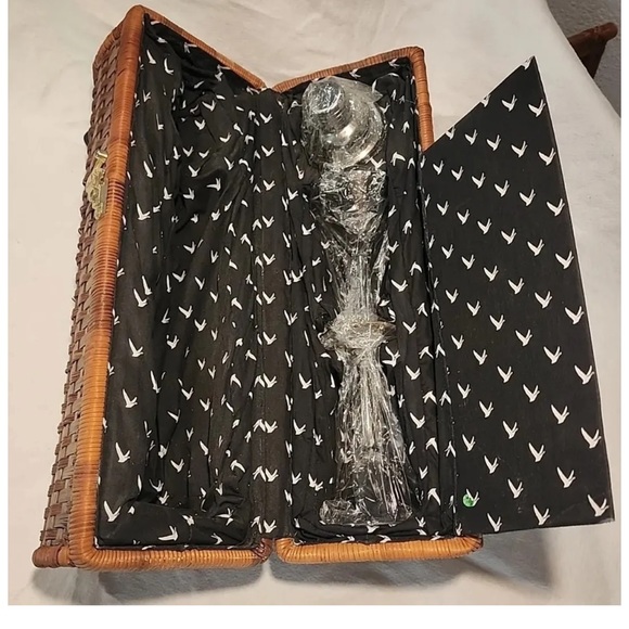 Vintage Grey Goose Vodka Picnic Basket  Set Martini Glasses and Shaker - Picture 2 of 9